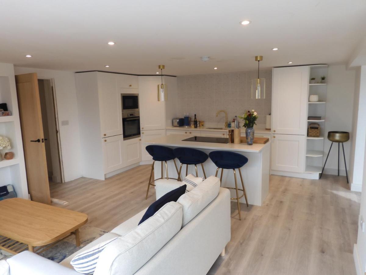 Fabulous Ground Floor Apt Adjacent To Beach Rhosneigr Exterior foto